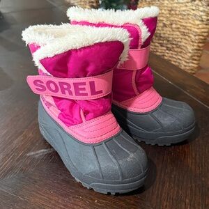 Sorel Fuchsia and Cream Winter Boots